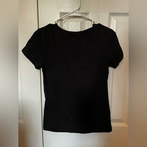 Old Navy, Plain black slim fit t-shirt. - Picture 2 of 3